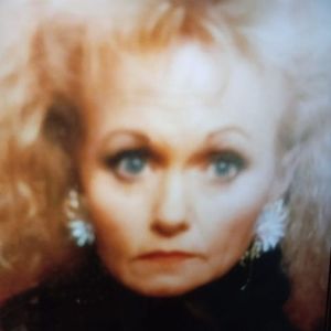 Meet your Posher, Kay